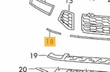 Superb III - αυθεντικό καπάκι γρίλιας πλαϊνού προφυλακτήρα Skoda ΜΑΥΡΟ - ΔΕΞΙΑ