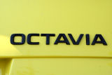 Emblème arrière d'origine Skoda Auto,a.s. 'OCTAVIA' - version noire MONTE CARLO
