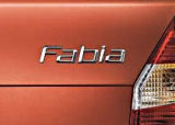 Fabia I - emblema cromado original Skoda "FABIA" - V2