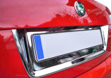 para Fabia I Combi/Sedan - placa de matrícula trasera marco cromado ABS Dynamics