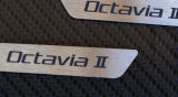 Octavia II - sædehåndtagsmærke OCTAVIA II