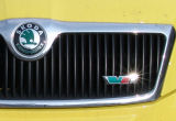 Skoda Octavia II - badge AUTHENTIQUE Octavia II RS pour la grille avant