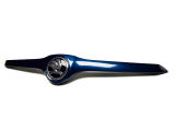 für Superb II - vorderer oberer Kühlergrilldeckel - lackiert in der original Skoda Farbe LAVA BLUE (W5Q) - 2015 emb