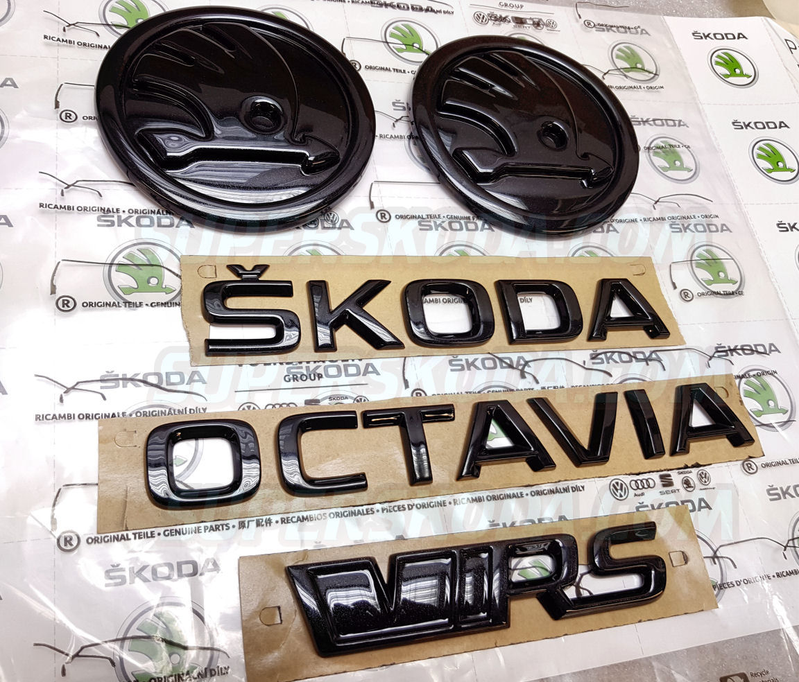 Octavia III - original Skoda-Emblem lackiert in CRYSTAL BLACK (F9X)