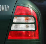 voor Octavia 01-07 facelift - achterlichtkapjes ABS DYNAMIC