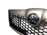 dla Octavia II facelift 09-13 - kompletna kratka w designie HONEYCOMB + ramka F8H CAPUCCINO -2013 NOWOŚĆ